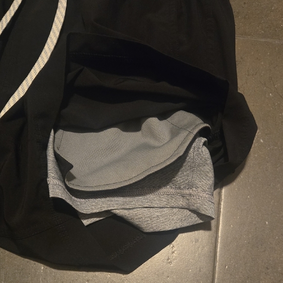 Vuori Men's Black Athletic Shorts - Picture 3 of 4